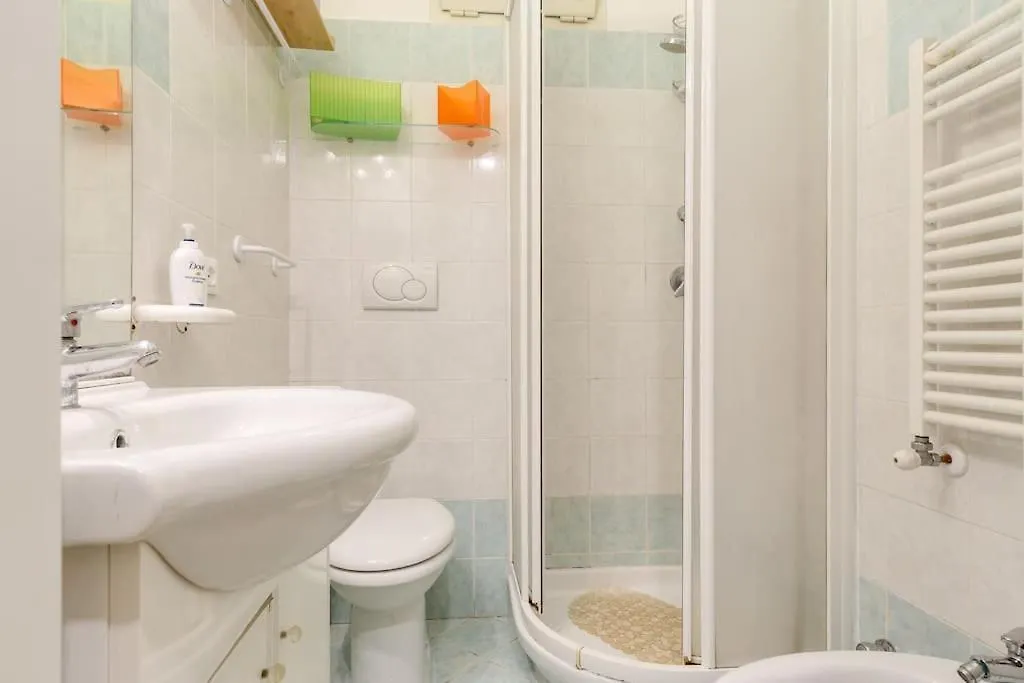 Apartment Central And Historic Rione Near Colosseo Rome